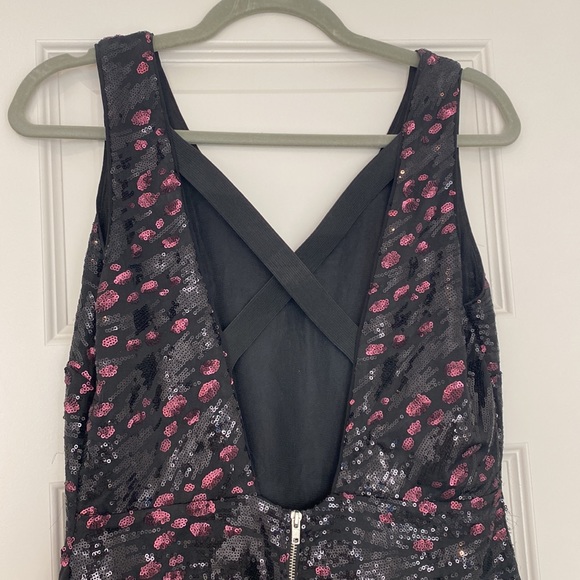 ASTR Sequent Dress - Picture 4 of 6